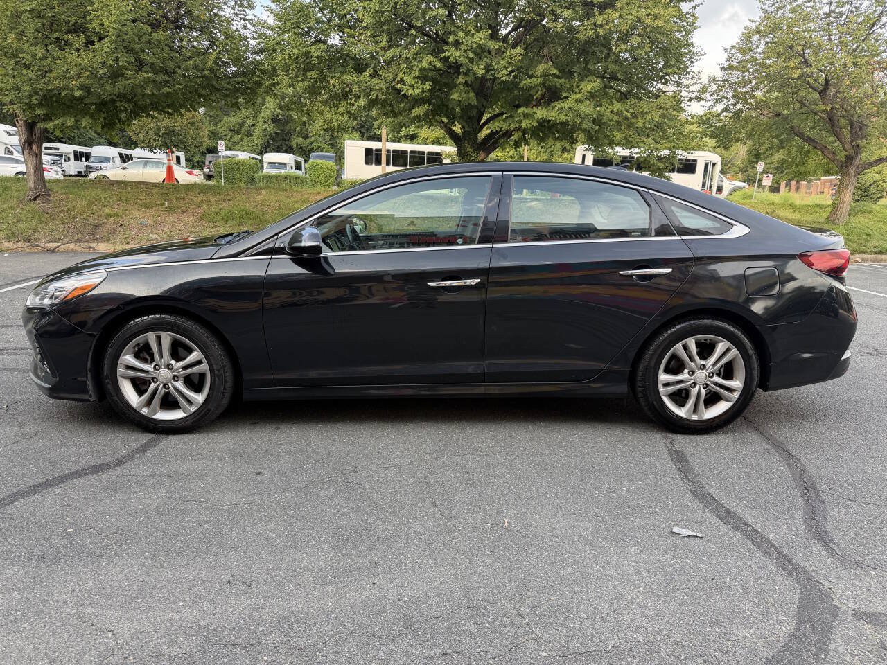 Used 2018 Hyundai Sonata Limited FWD image 3