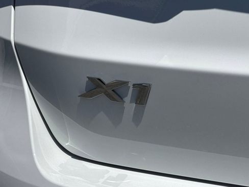 Used 2025 BMW X1 xDrive28i w/ Convenience Package image 19