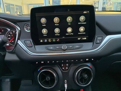 Used 2024 Chevrolet Blazer LT w/ Sound & Technology Package image 12