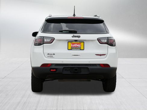 Used 2025 Jeep Compass Trailhawk w/ Trailhawk Elite Group AWD/4WD image 6