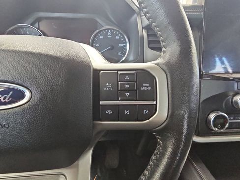 Used 2022 Ford Expedition XLT RWD image 18