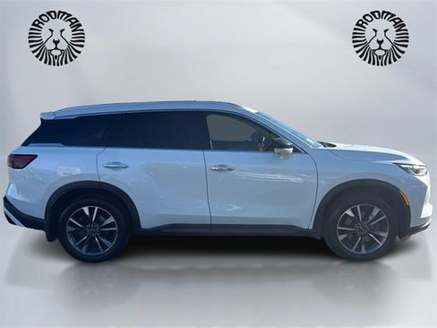 Used 2023 INFINITI QX60 Luxe image 4
