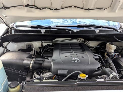 Used 2018 Toyota Tundra Limited image 28