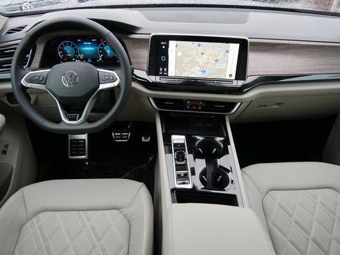 New 2026 Volkswagen Atlas SEL Premium R-Line image 5