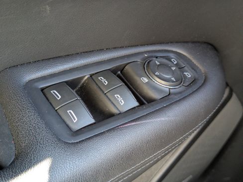 Used 2022 Cadillac XT5 Luxury image 15