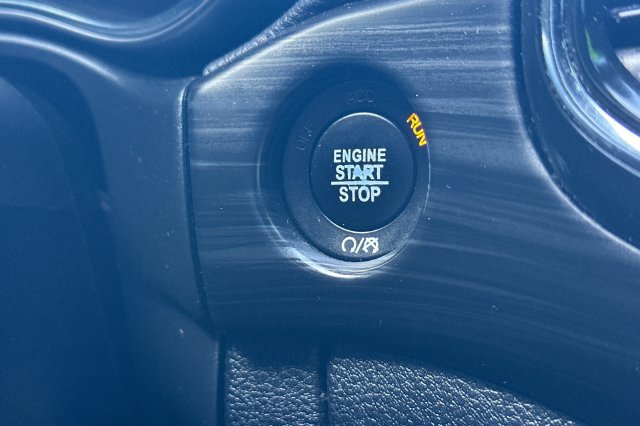 Used 2021 Jeep Grand Cherokee Laredo X RWD image 26