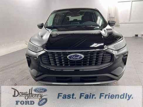 New 2026 Ford Escape Active FWD image 2