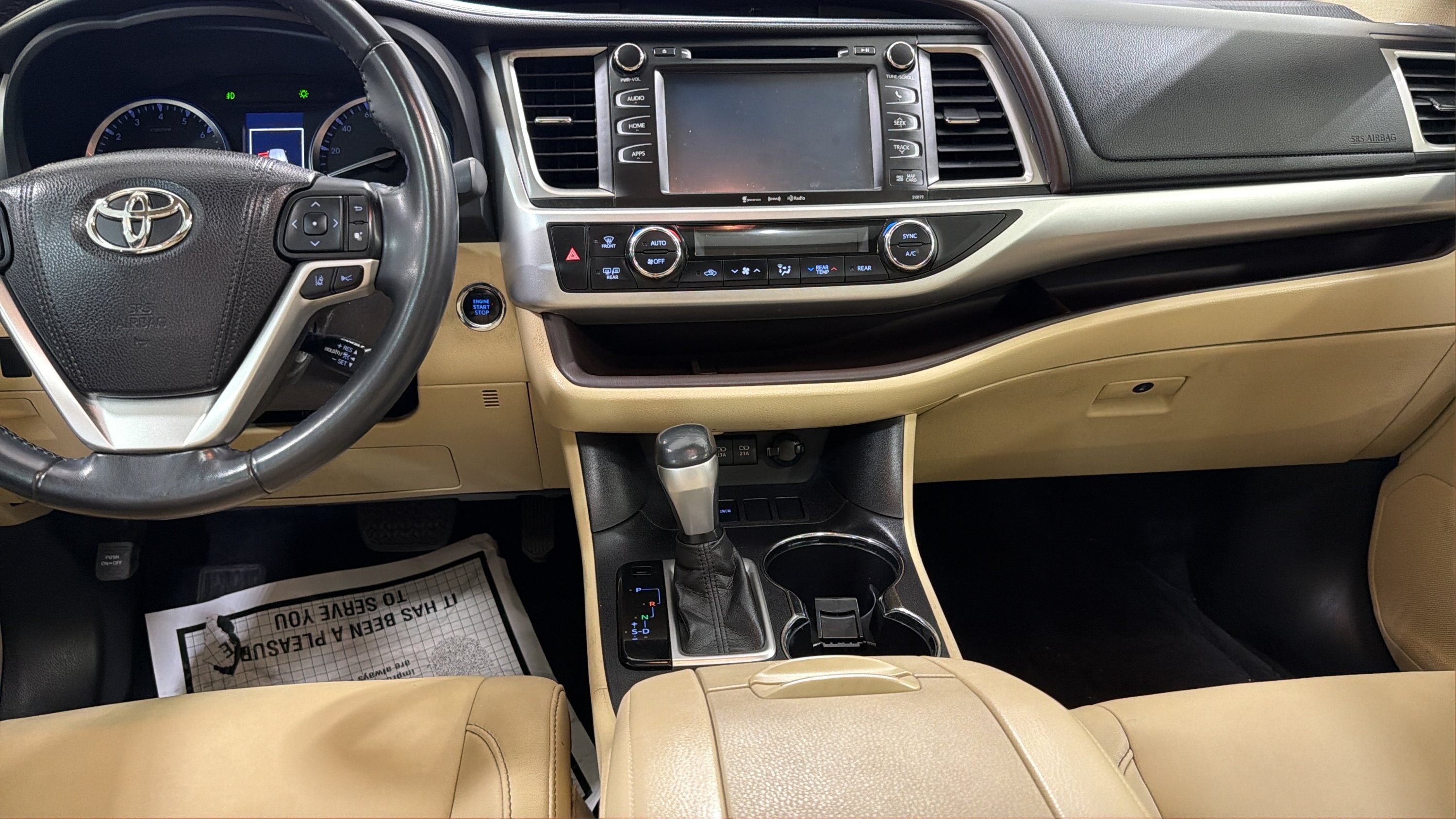 Used 2018 Toyota Highlander FWD V6 image 24