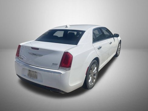 Used 2020 Chrysler 300 Limited AWD/4WD image 4