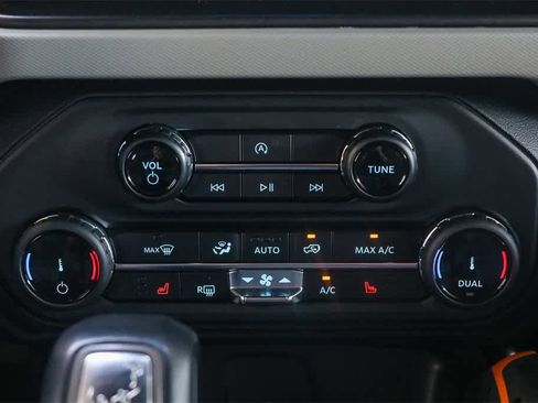 Used 2022 Ford Bronco Badlands w/ Sasquatch Package image 17