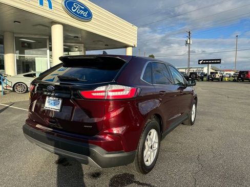 Used 2024 Ford Edge SEL image 3