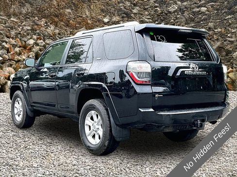 Used 2018 Toyota 4Runner SR5 Premium AWD/4WD image 10