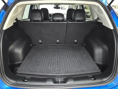 Used 2020 Jeep Compass Latitude image 11