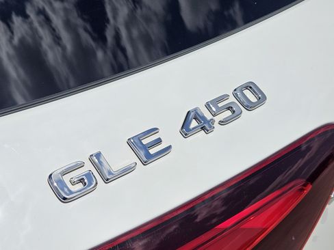 Certified 2025 Mercedes-Benz GLE 450 4MATIC image 27