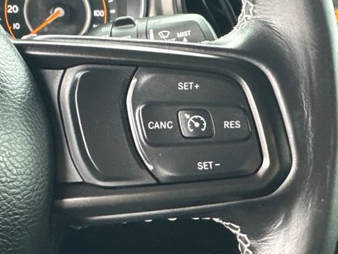 Used 2023 Jeep Wrangler Freedom Edition image 19