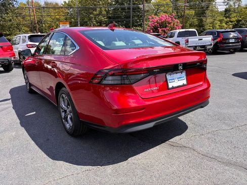 Used 2023 Honda Accord EX image 5
