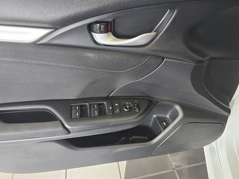 Used 2017 Honda Civic EX image 17