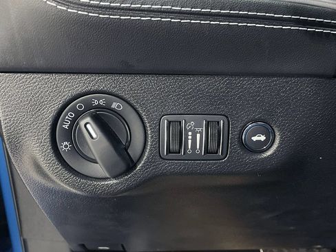 Used 2023 Dodge Challenger SRT Hellcat w/ Driver Convenience Group RWD image 75