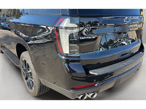 Used 2026 Chevrolet Suburban RST w/ Comfort Package image 32