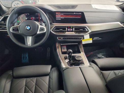 Used 2023 BMW X5 sDrive40i w/ M Sport Package image 6