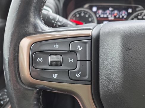 Used 2020 Chevrolet Silverado 1500 High Country w/ Technology Package AWD/4WD image 22