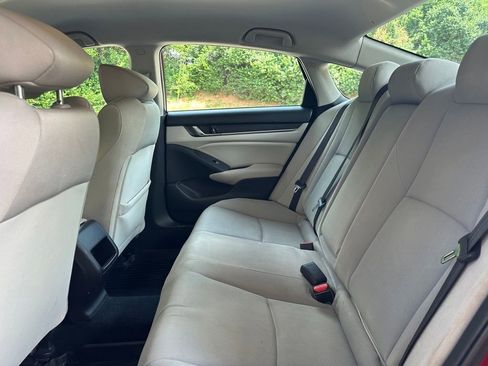 Used 2019 Honda Accord LX image 12
