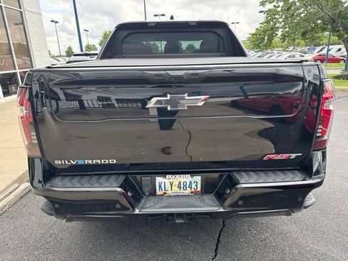 Used 2024 Chevrolet Silverado EV RST AWD/4WD image 5