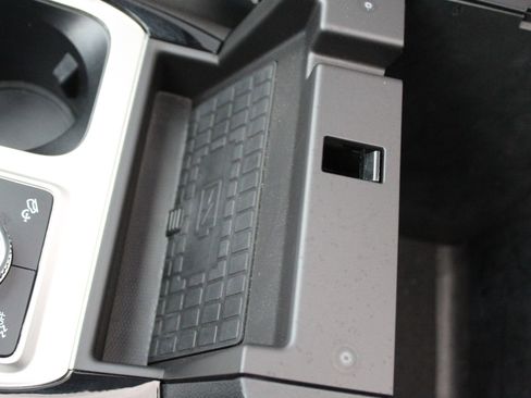 Used 2024 Ford Explorer ST w/ Equipment Group 401A image 32