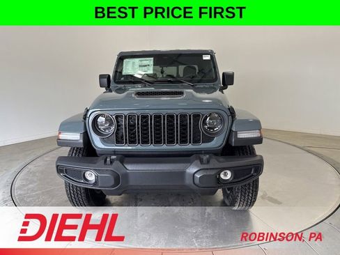 New 2026 Jeep Gladiator Sport AWD/4WD image 2