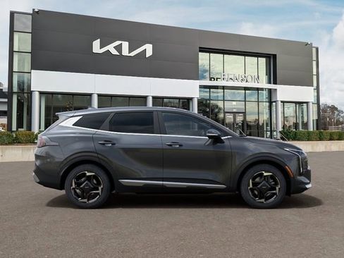 New 2026 Kia Sportage EX FWD image 8