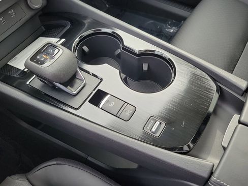 New 2026 Nissan Rogue SV image 10