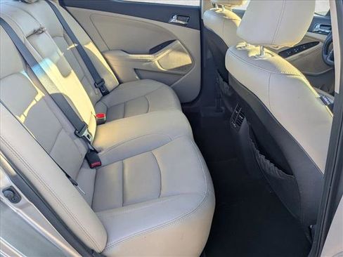 Used 2012 Kia Optima EX FWD image 18