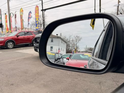 Used 2025 Kia Soul LX w/ LX Technology Package image 28