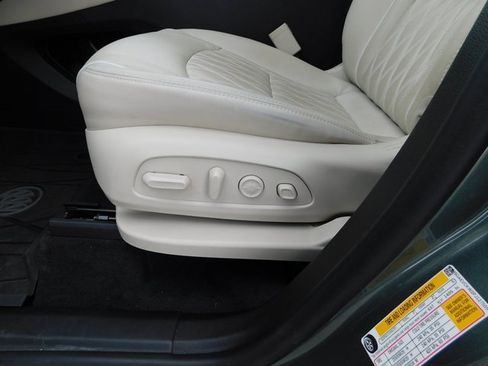 Used 2023 Buick Enclave Avenir w/ Avenir Technology Package image 14