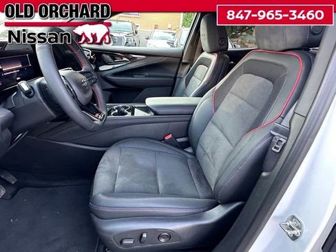 Used 2024 Chevrolet Blazer EV RS image 14