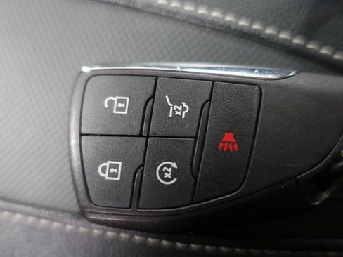 Used 2024 Chevrolet Traverse RS image 16