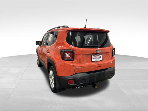 Certified 2021 Jeep Renegade Latitude w/ Convenience Group image 6