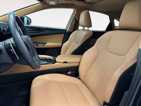 Used 2025 Lexus NX 350 AWD w/ Accessory Package (2T) image 9