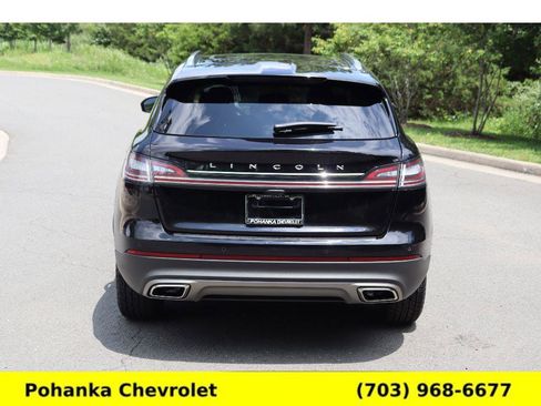 Used 2023 Lincoln Nautilus Reserve image 6