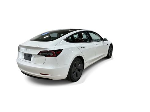 Certified 2023 Tesla Model 3 Standard Range RWD image 6