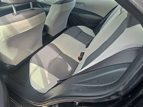 Used 2024 Toyota Corolla LE w/ LE Convenience Package FWD image 11