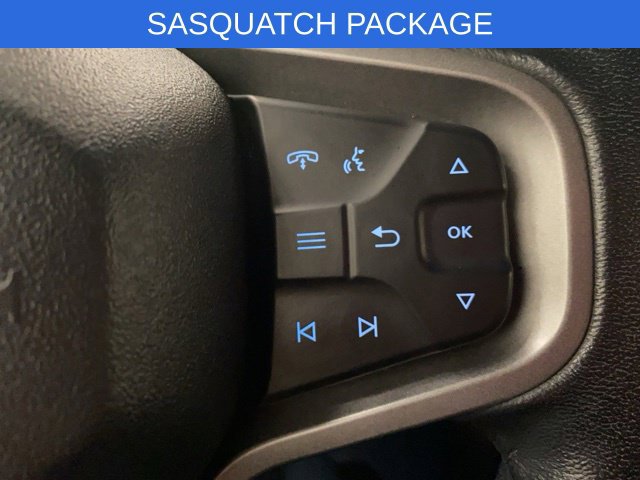 Used 2023 Ford Bronco Badlands w/ Sasquatch Package AWD/4WD image 32