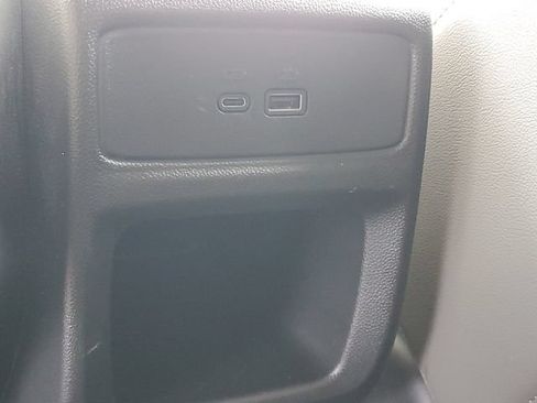 Certified 2024 Chevrolet Trax ACTIV FWD image 10