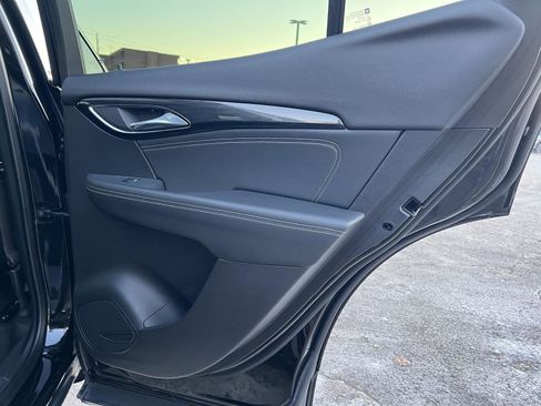 Used 2021 Buick Envision Essence w/ Technology Package I image 19