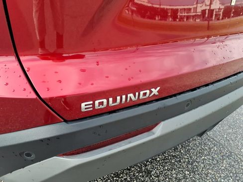 Used 2025 Chevrolet Equinox LT w/ Convenience Package II FWD image 9