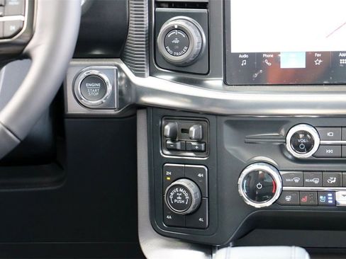 New 2025 Ford F150 Platinum w/ Equipment Group 702A High image 35