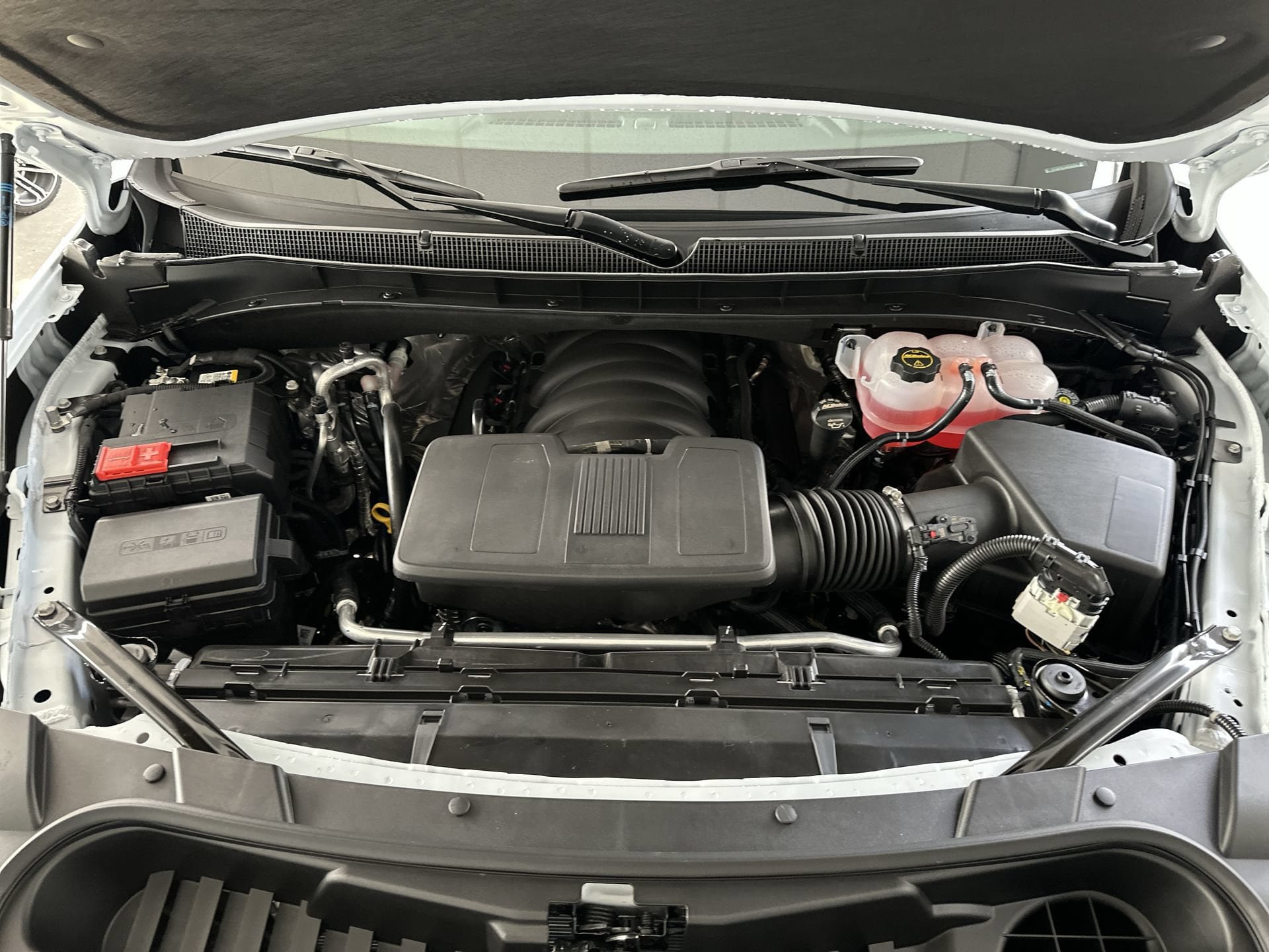 New 2027 Chevrolet Tahoe High Country AWD/4WD image 31