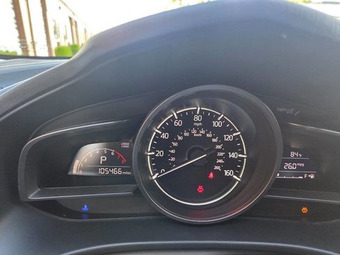 Used 2018 MAZDA MAZDA3 Touring image 11