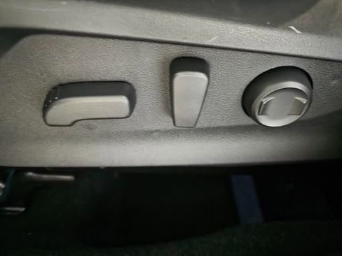 Certified 2025 Subaru Forester Wilderness w/ Wilderness Package image 15