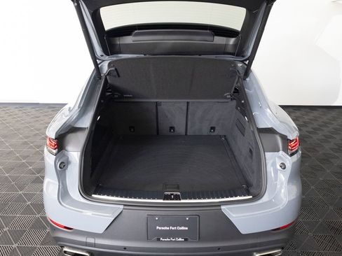 Certified 2025 Porsche Cayenne Coupe AWD/4WD image 34